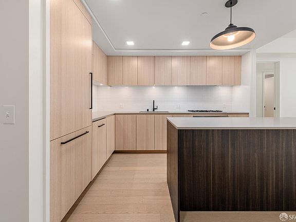 2nd image of 950 Tennessee St #213