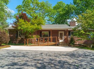 53 W Rogers St, Franklin, NC 28734
