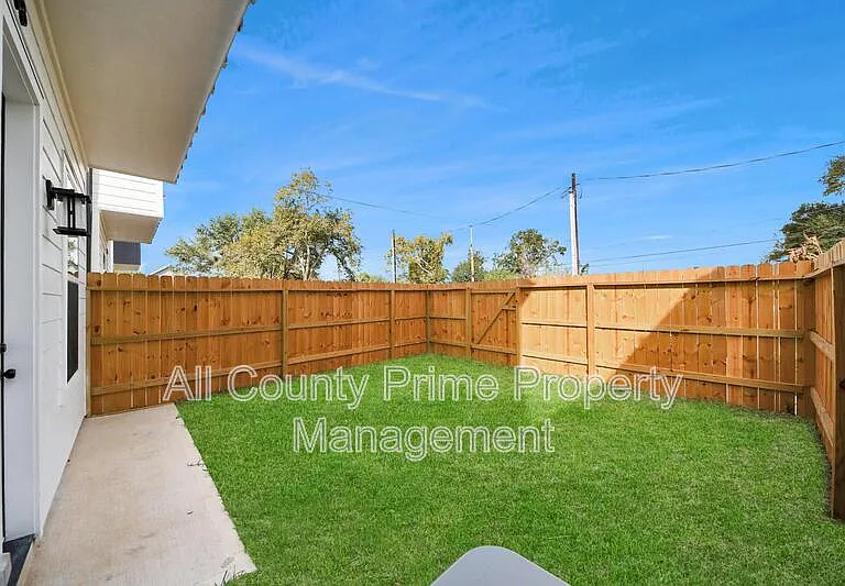 2708 Bostic St #A — Photo 5