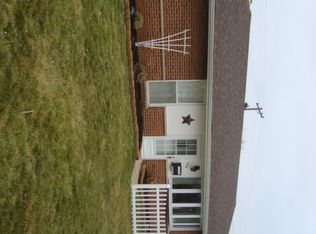2596 Kenny Ln, Grove City, OH 43123
