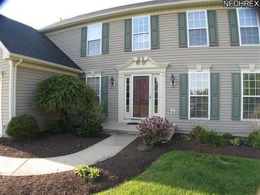 4th image of 705 Brookledge Ct