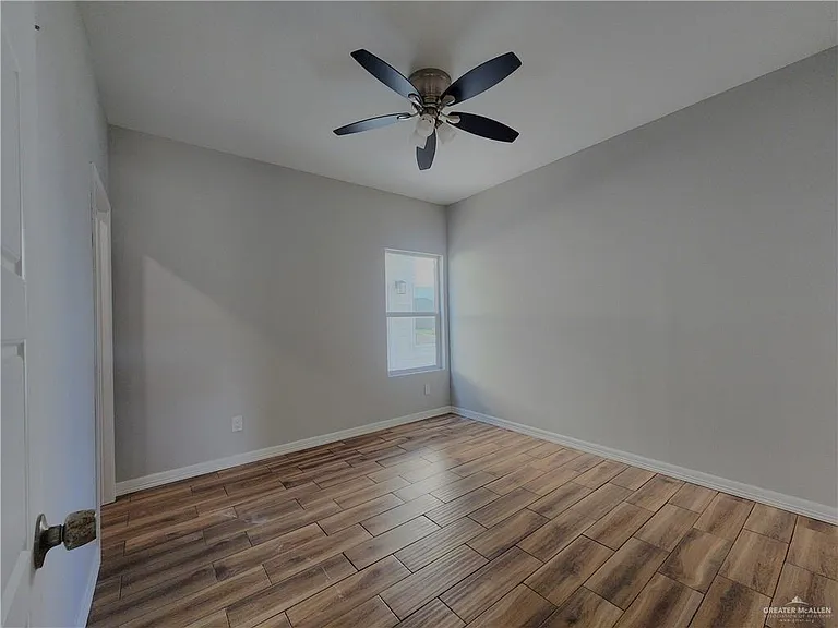 805 W Los Tesoros Dr #4 — Photo 8