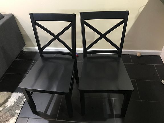 two free chairs to come with leasetakeover