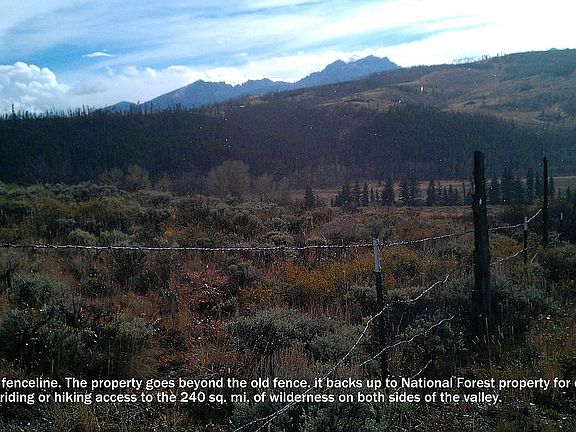 5th image of 524 County Road 2400