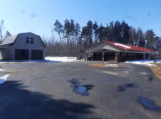 1280 E Kitchen Rd, Pinconning, MI 48650