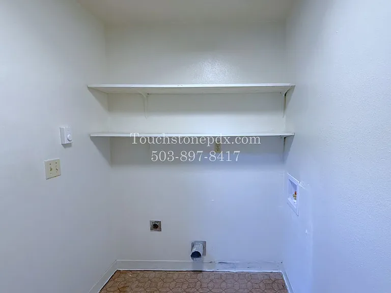 1106 Jefferson St — Photo 22