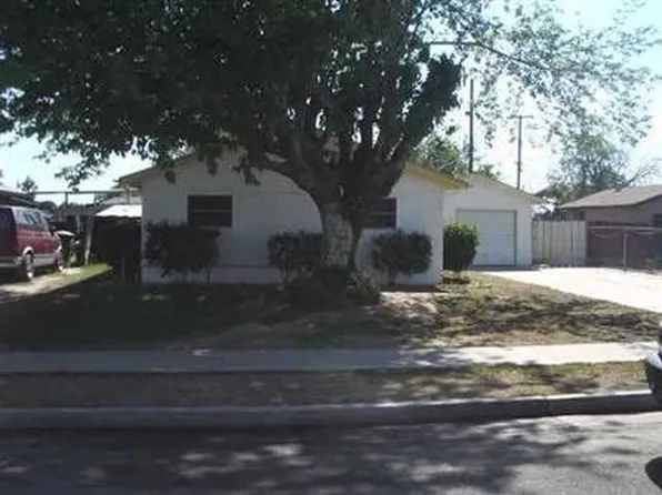 815 Ogden St, Hanford, CA 93230