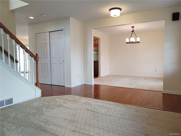4th image of 42 Morris Cres
