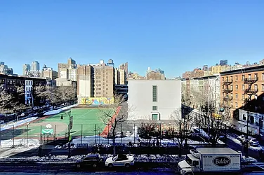 Rented by Nest Seekers International