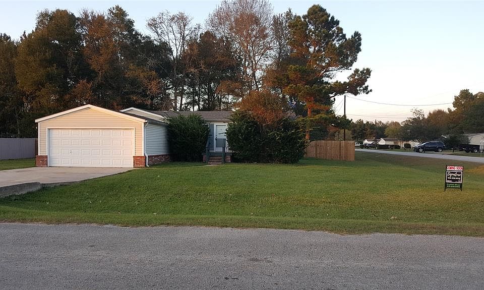 1st image of 16465 Hill Country Dr