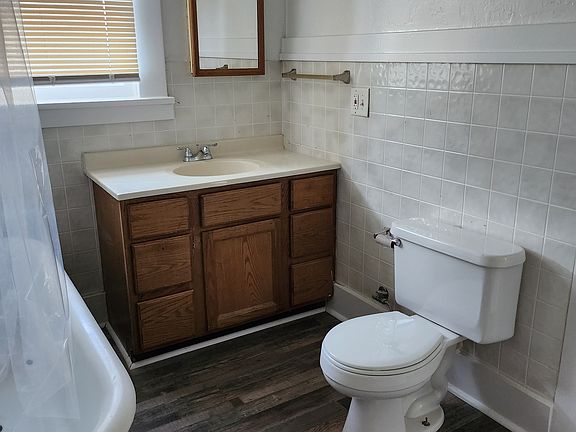 5th image of 2629 D St