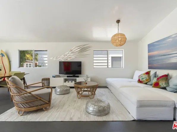 29 Paradise Cove Rd, Malibu, CA 90265