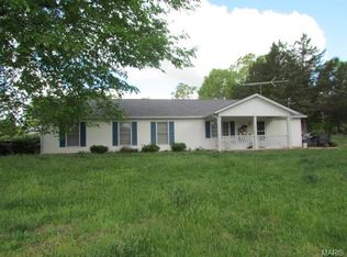 995 Turkeyfoot Rd, Bourbon, MO 65441