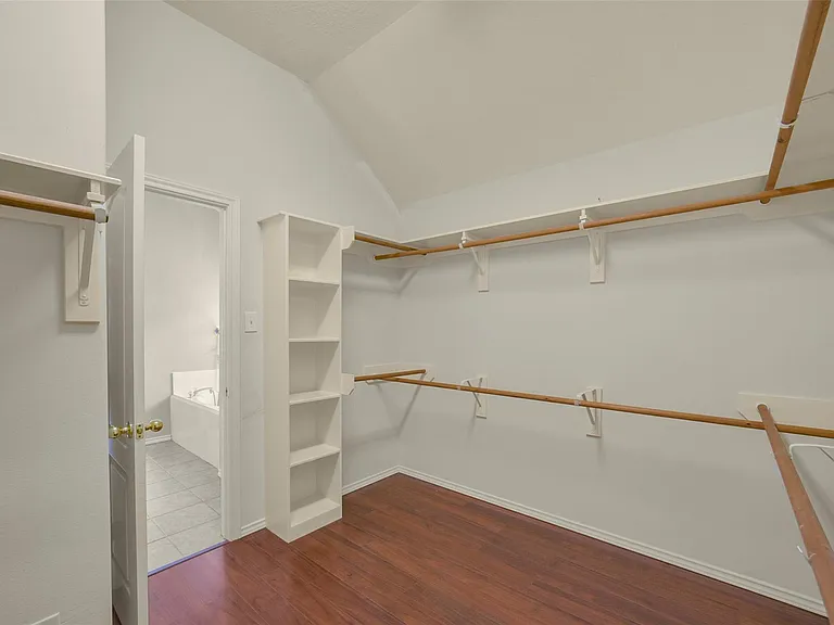 1414 Phoenician Dr — Photo 27