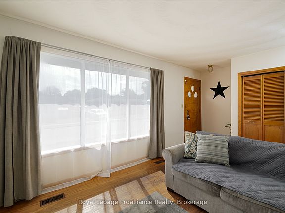 5th image of 26 James St