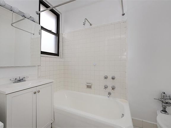 5th image of 701 Madison Ave #9B