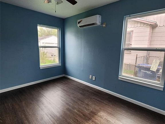 5th image of 1246 Golla Dr