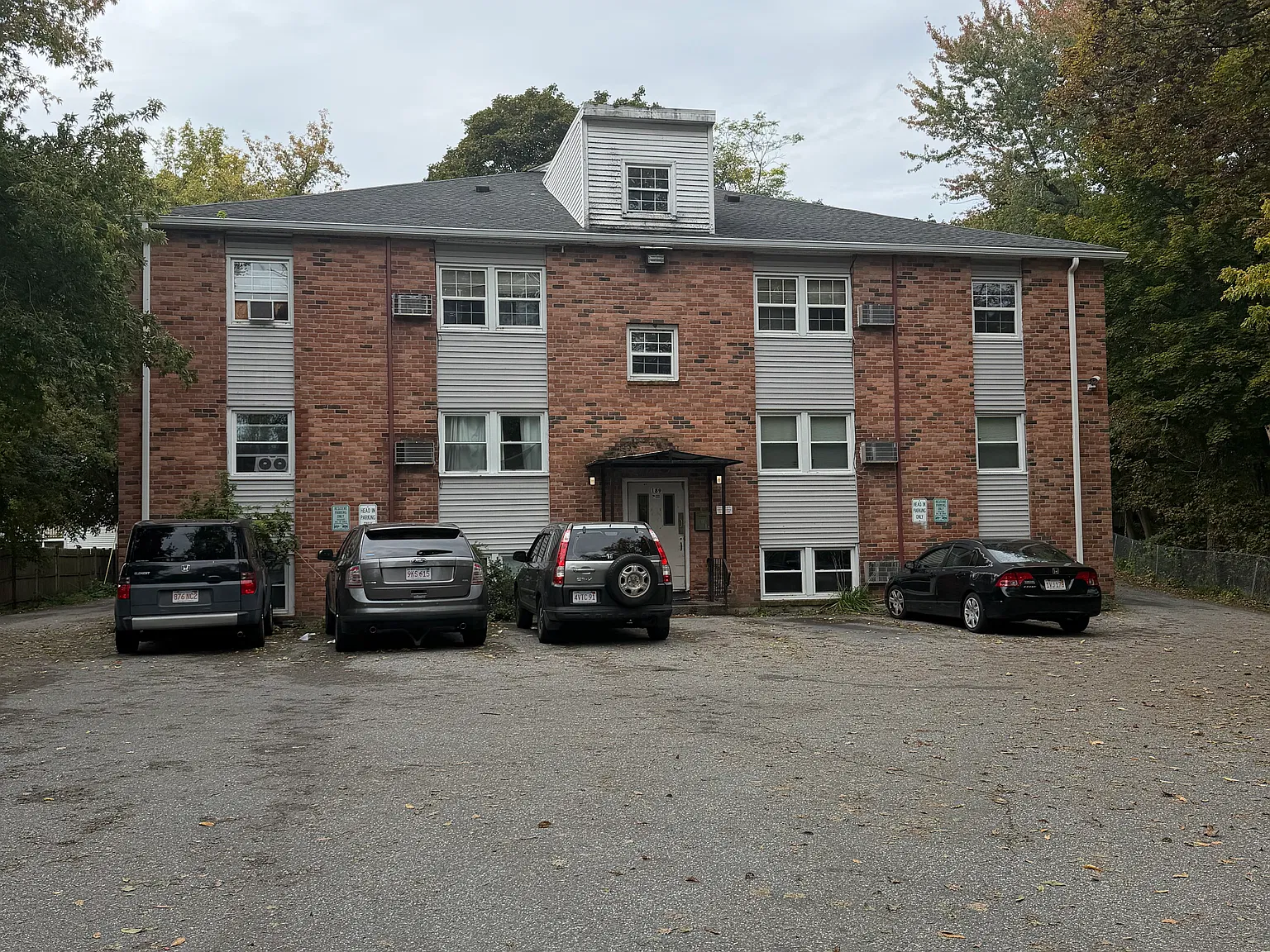 2 bed, $1,800 — Photo 1