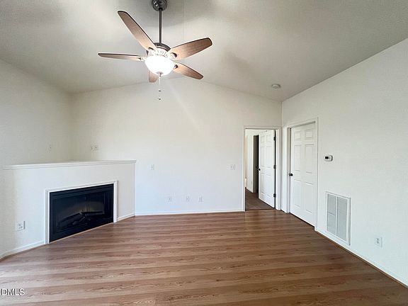 3rd image of 2501 Huntscroft Ln