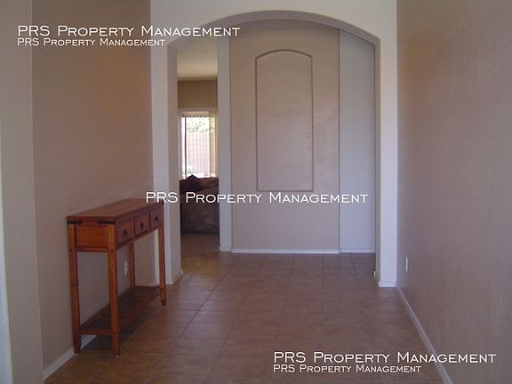4th image of 4967 E Thunderbird Dr