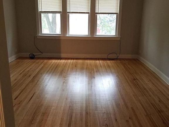 3rd image of 5511 N Christiana Ave #2