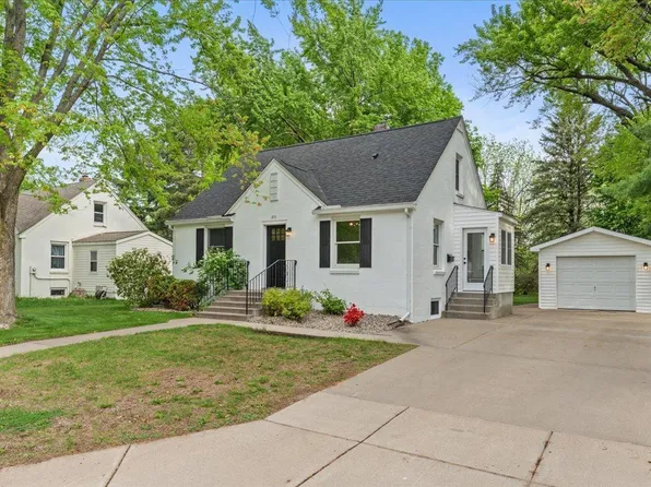 351 E Hughes St, New Richmond, WI 54017