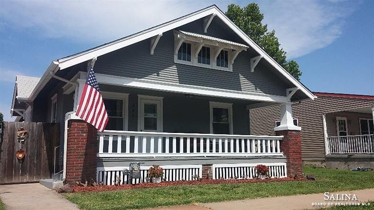 1st image of 327 N Columbia Ave