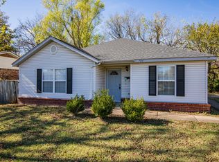 704 SW C St, Bentonville, AR 72712