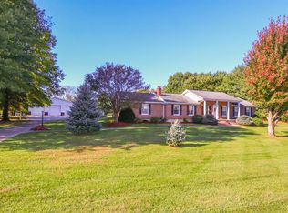 1069 N Bend Rd, Hebron, KY 41048