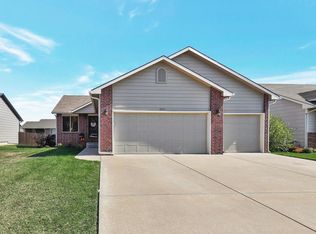 1945 E Cedar Tree Ct, Wichita, KS 67219