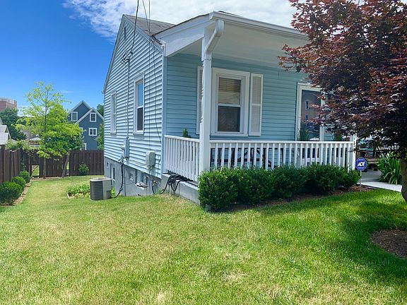 3rd image of 1744 N Culpeper St