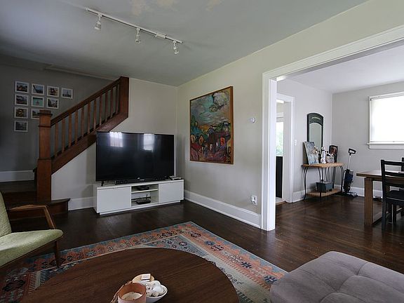 5th image of 6420 Heitzler Ave