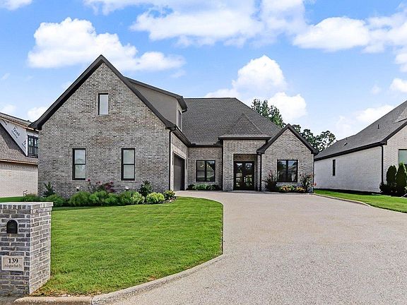 4th image of 139 Arlington Park Dr