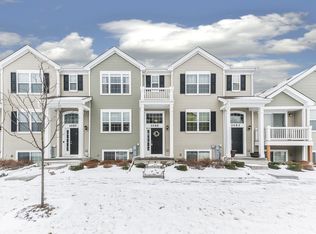 1055 Piccolo Ln, Volo, IL 60073