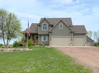47541 255th St, Renner, SD 57055