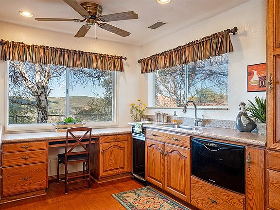 4th image of 23700 Calistoga Pl