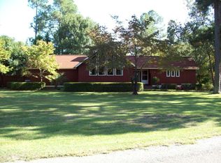 2464 Lakeside St, Orangeburg, SC 29118