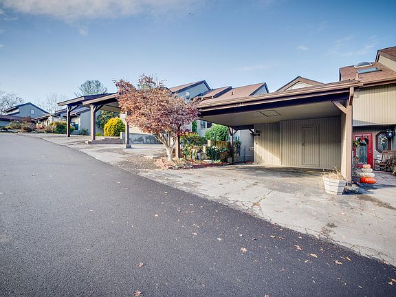 4th image of 146 Aston Pl