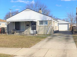 26052 Lehner St, Roseville, MI 48066