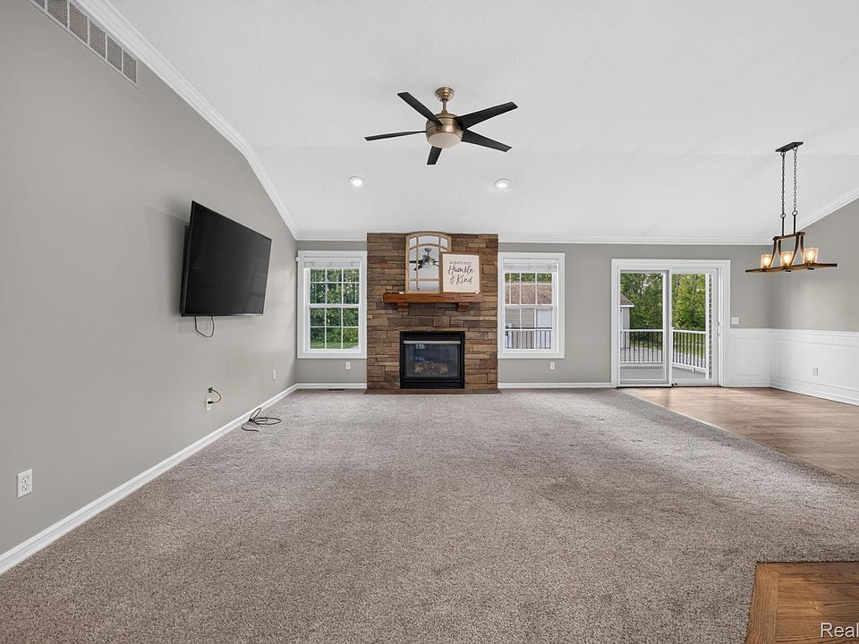 10070 N Fenton Rd, photo 8
