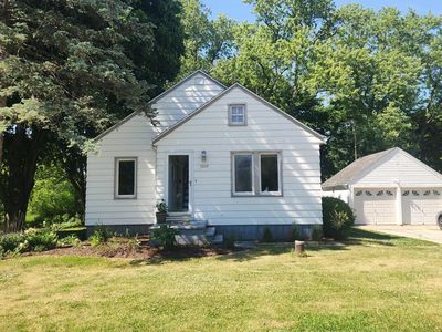 9328 County Road K, Franksville, WI, 53126