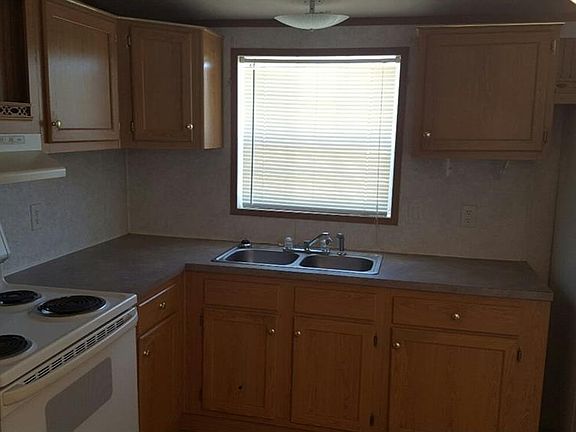 4th image of 32038 N Summer Ct