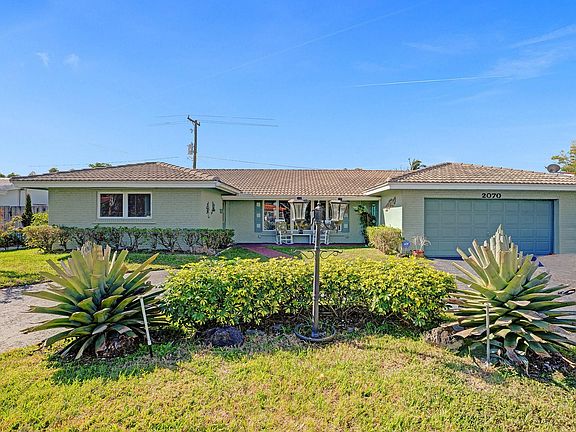 3rd image of 2070 NE 54th Street