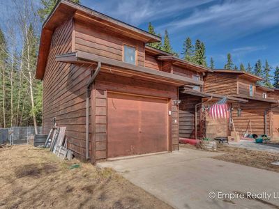 543 E 8th Ave, North Pole, AK, 99705