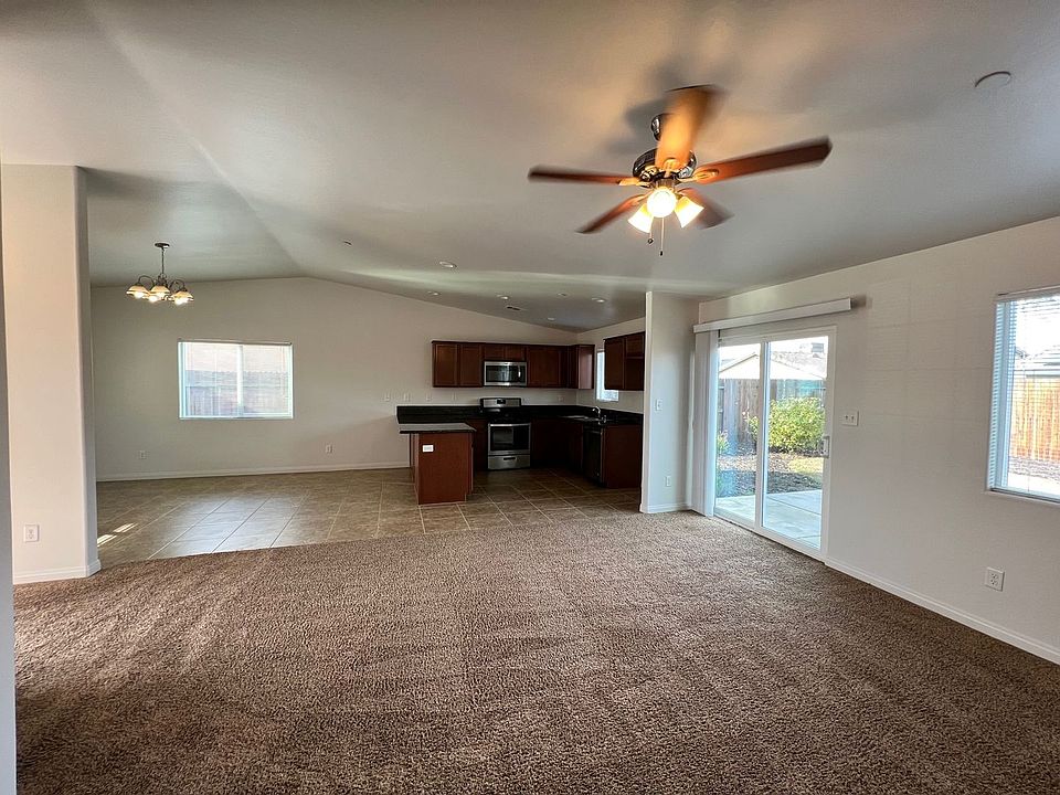 1st image of 6909 N Meadowlark Ave