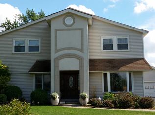 6251 W 84th St, Burbank, IL