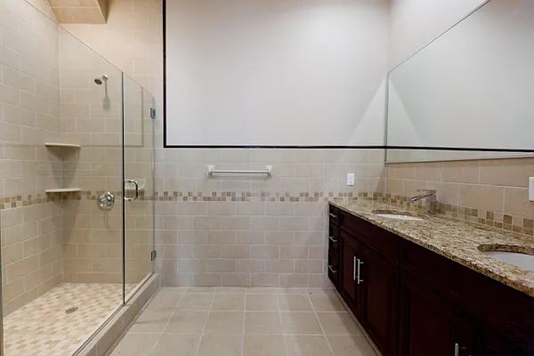 Rented by Nest Seekers International | media 31