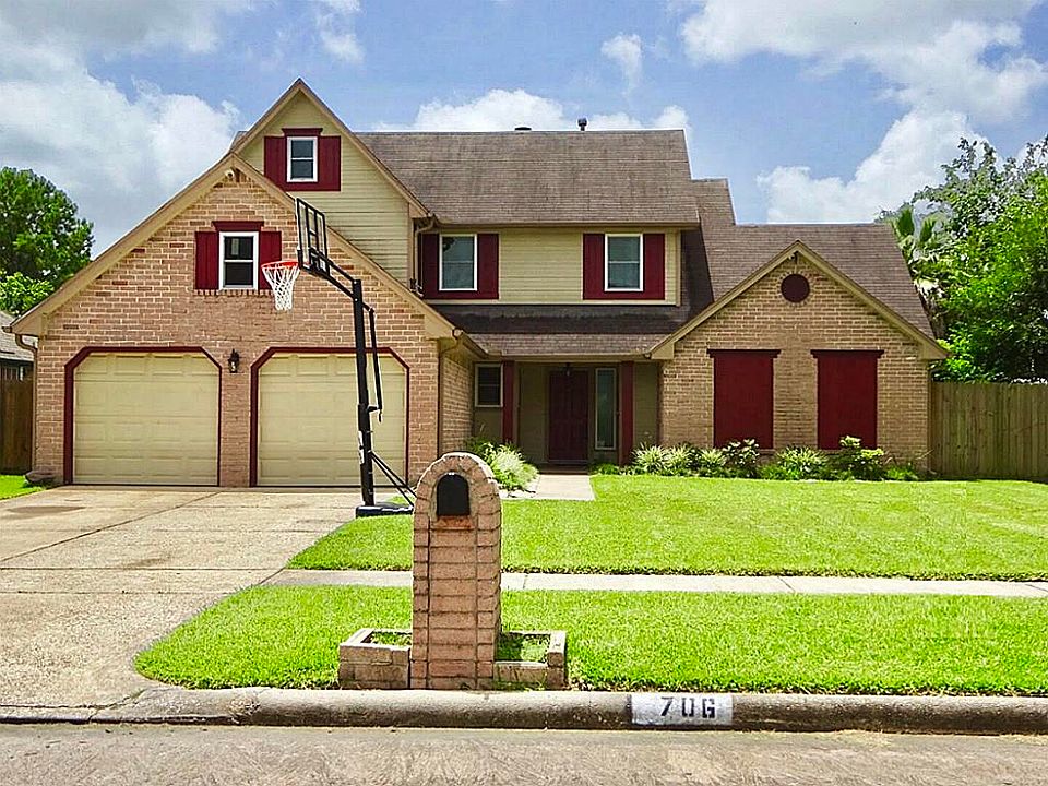 1st image of 706 Bayou Bend Dr
