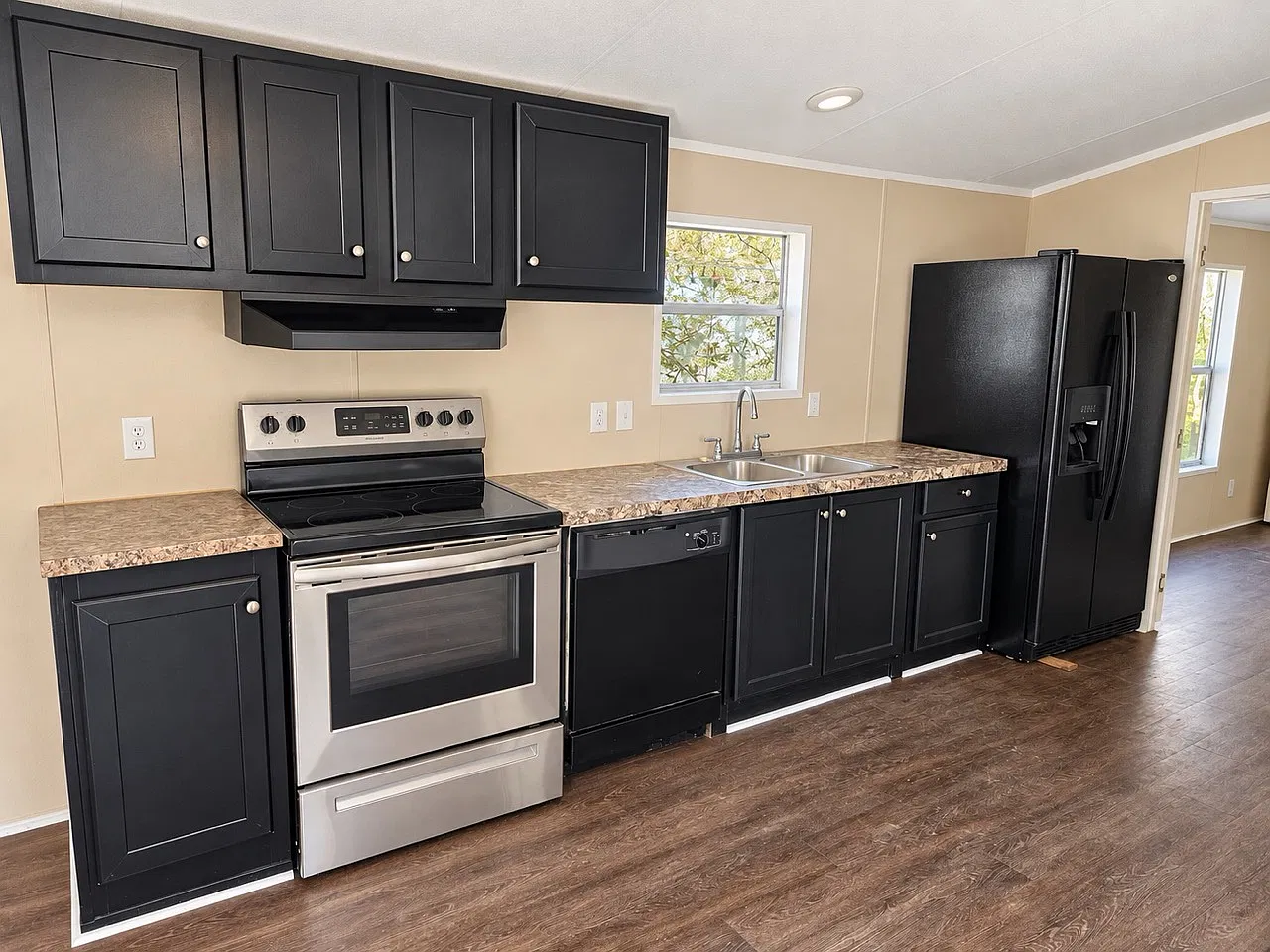 Woodland Hills MHP - Conroe — Photo 4
