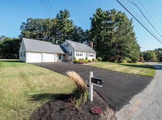 12 Dayton St, North Chelmsford, MA 01863